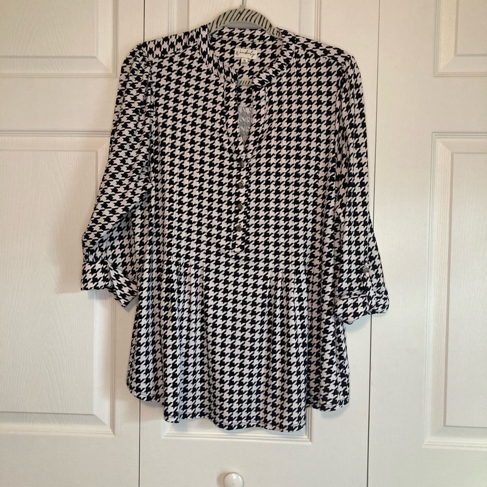 Wonderly Houndstooth Top Size 1X